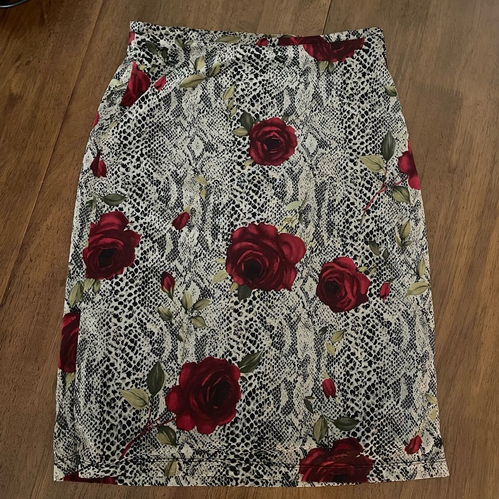 🌹 Vintage Express Rose Midi Skirt Size XS 🌹
